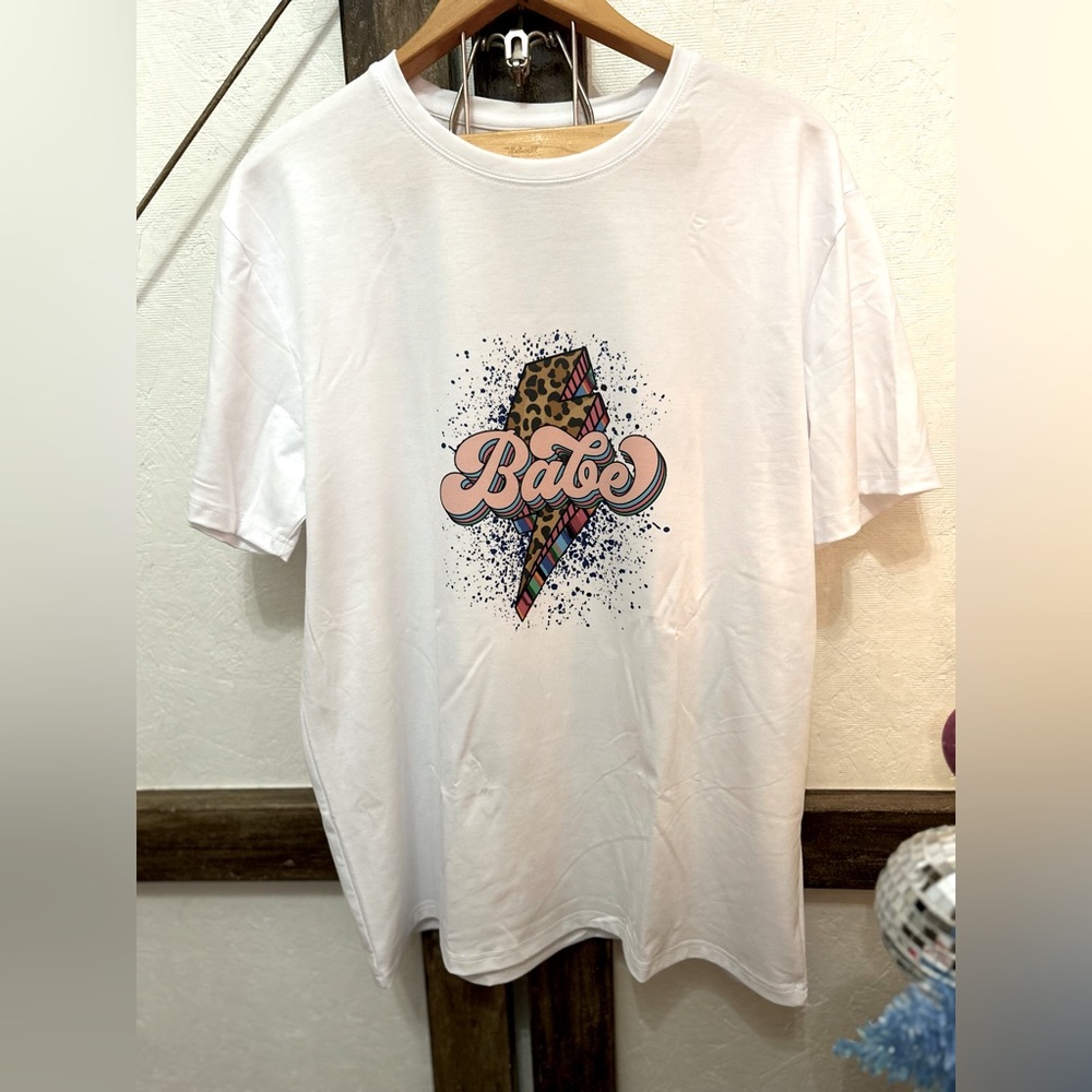 NEW - Babe Tshirt